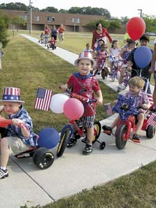 4TH OF JULY PARADE AT MY CALVARY LUTHERAN PRESCHOOL