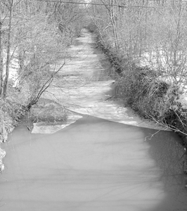 Looking South from Baer Road at McArthur Drive-Feb. 2004 The Little River (Harber Ditch) starts east of Yoder and flows north under Interstate Highway 469, Pleasant Center Road, Winters Road, Ferguson Road, Baer Field Thruway, Indianapolis Road, (name changes from Harber Ditch to Fairfield Ditch) through Belle Vista, and under Bluffton Road, and then dumps into the Saint Mary’s River next to the soccer fields at Foster Park.