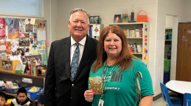Maplewood’s Oechsle Named FWCS Employee Of The Year
