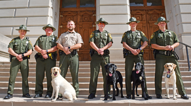Four Teams Graduate Indiana Conservation Officer K-9 School