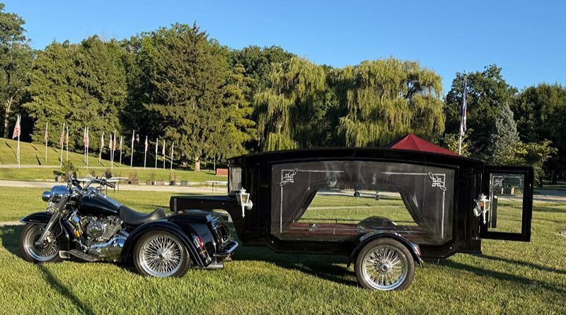 Lindenwood Cemetery Hosts Picnic & Car Show