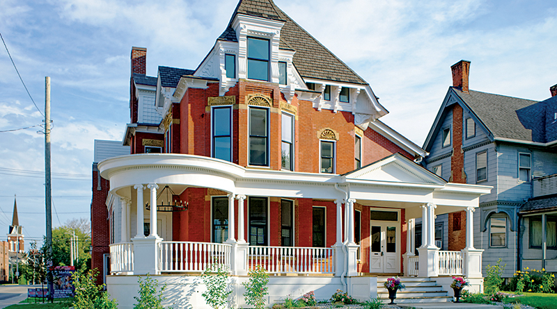 Experience West Central's Historic Home & Garden Tour