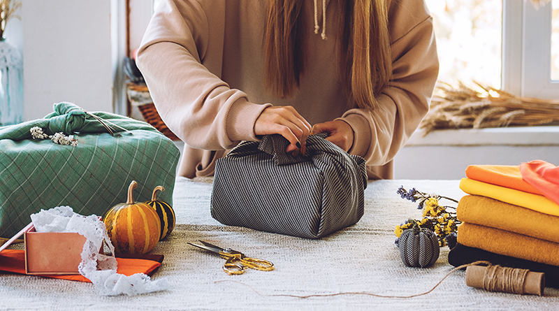 Go Eco-Friendly With This Free Gift Wrap Workshop