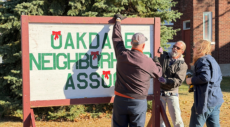 Local Neighborhood Holds Christmas Tree Sale Fundraiser