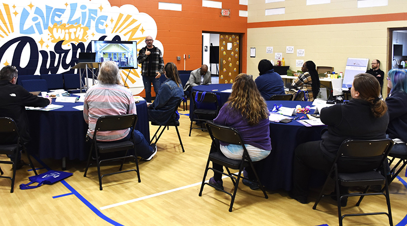 Join The Neighborhood Leadership Accelerator Program