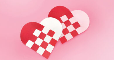 St. Lucia & Swedish Quilts: Around The Frame